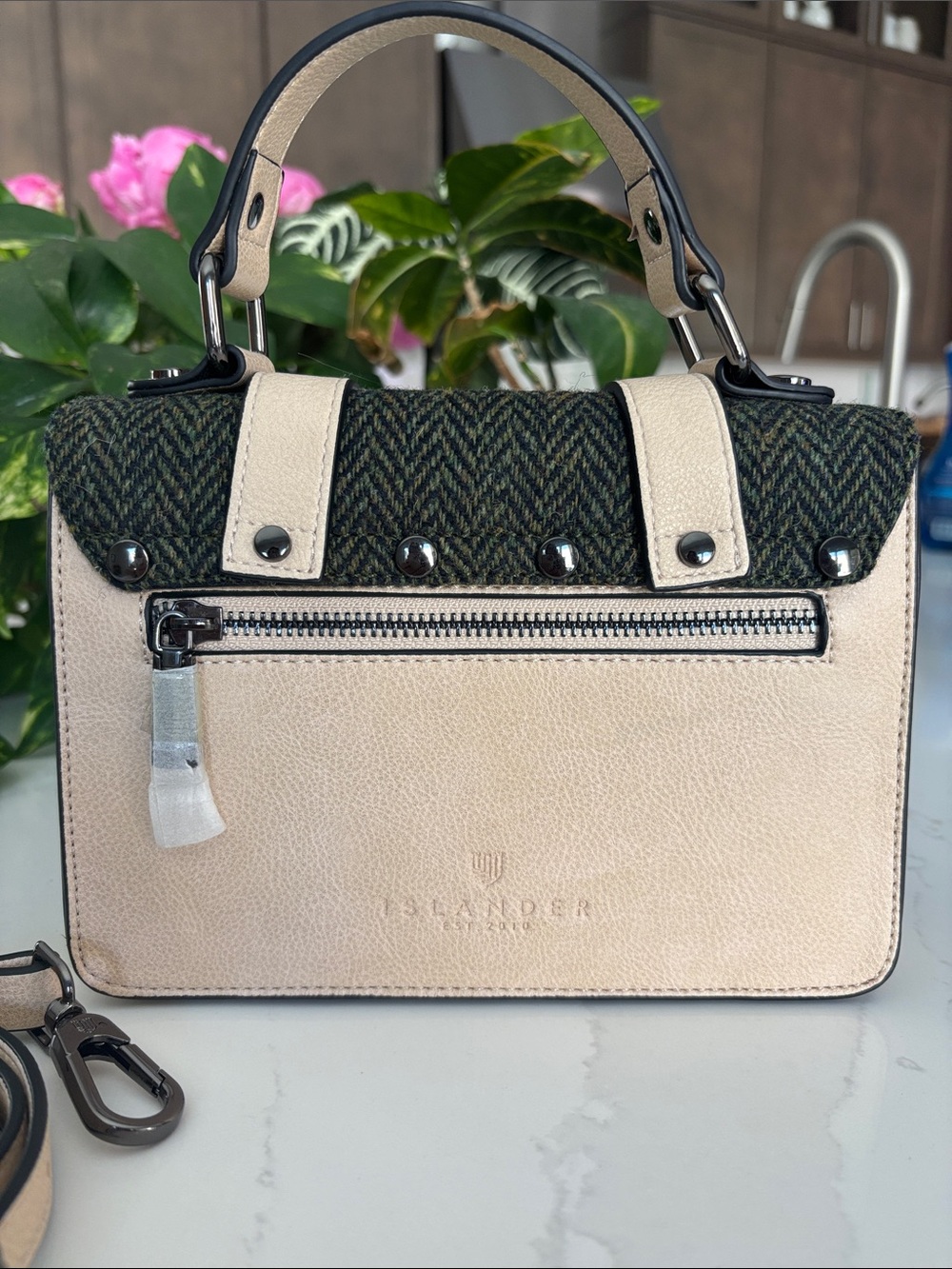 Harris Tweed Islander Olive Green And Ivory Herringbone Satchel Crossbody Bag - Picture 7 of 15